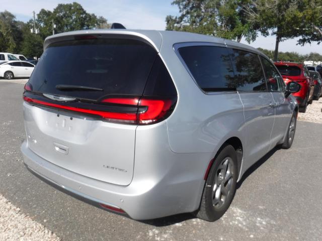 2024 Chrysler Pacifica Limited FWD