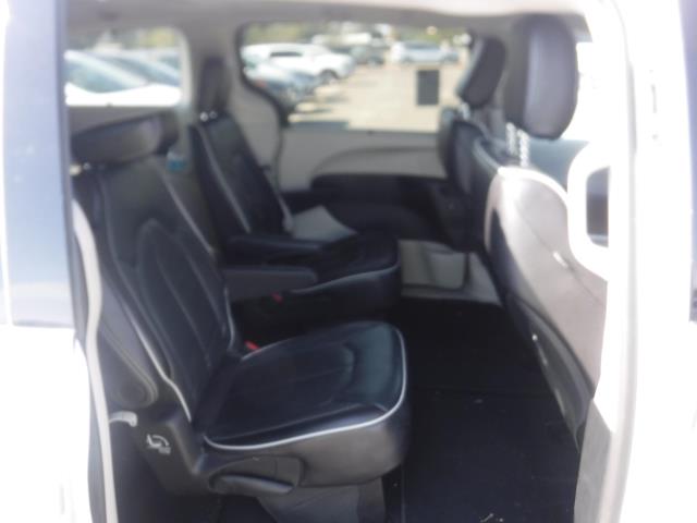 2024 Chrysler Pacifica Limited FWD