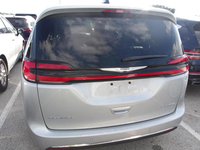 2024 Chrysler Pacifica Limited FWD