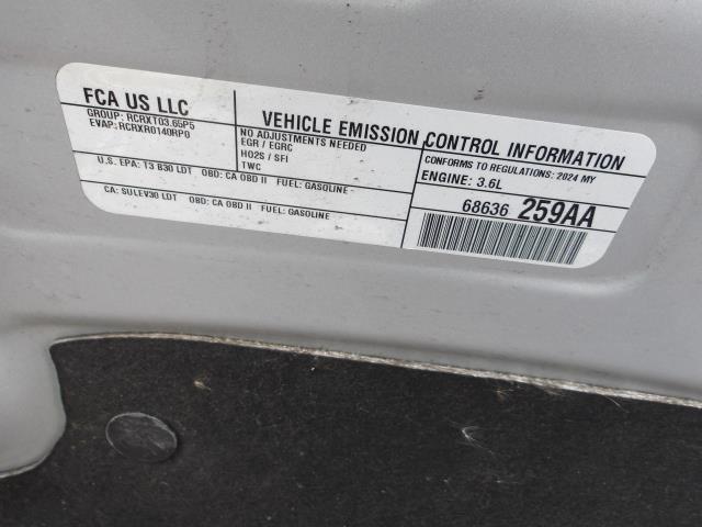 2024 Chrysler Pacifica Limited FWD