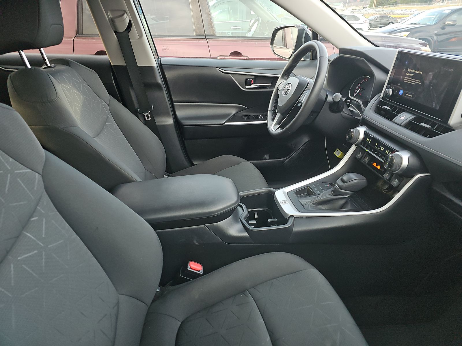 2024 Toyota RAV4 XLE AWD