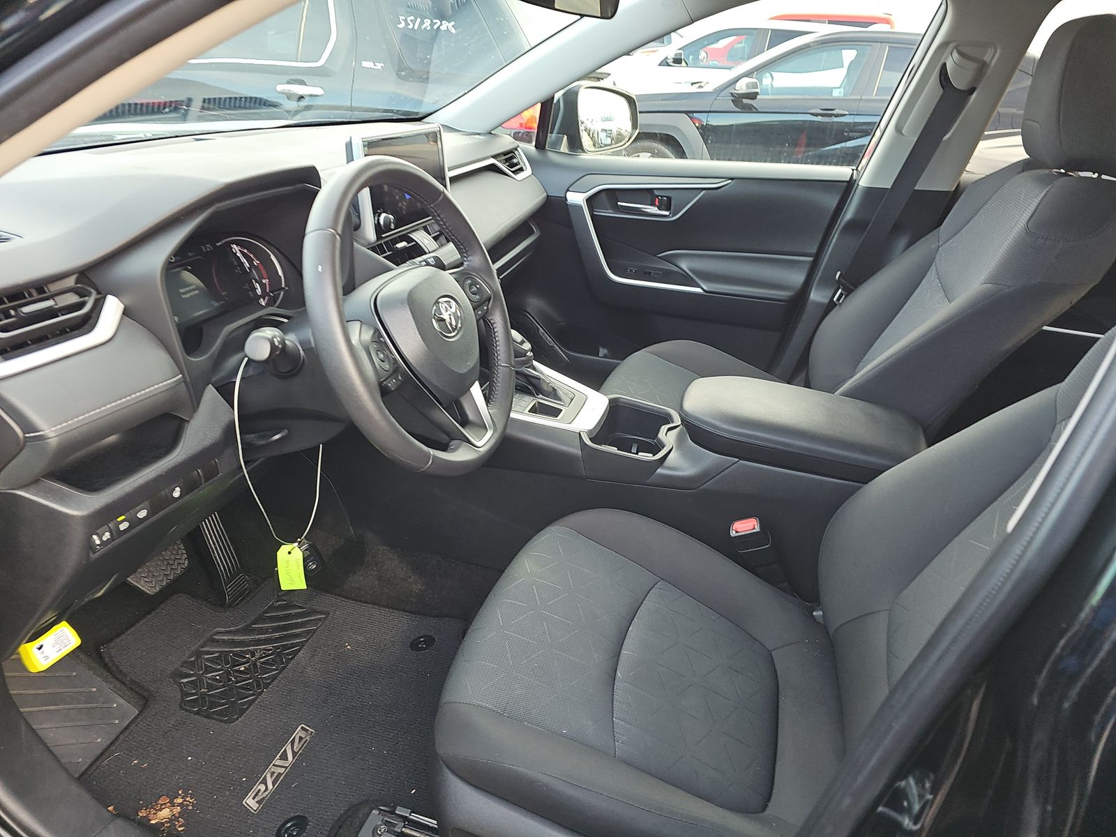 2024 Toyota RAV4 XLE AWD