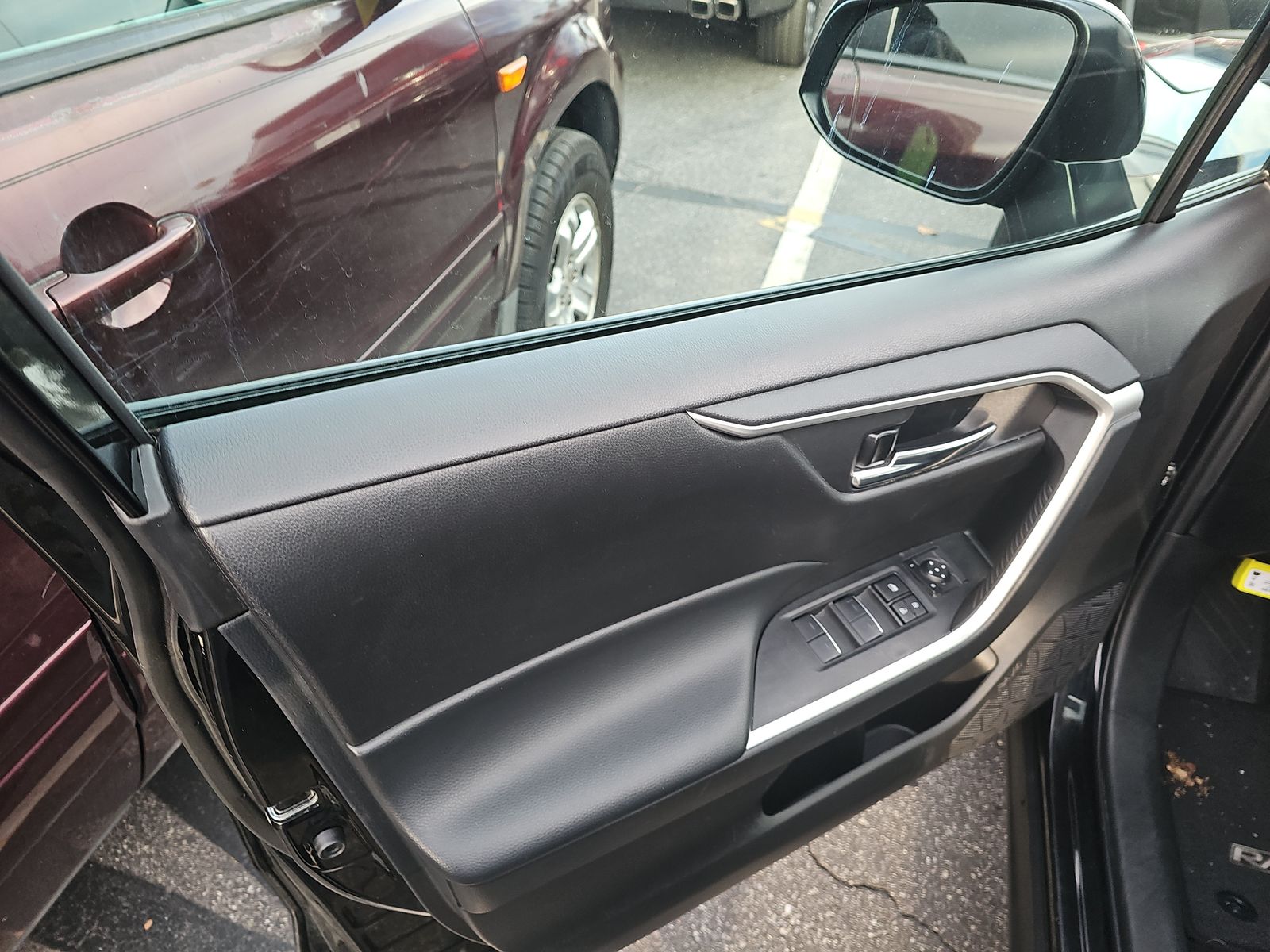 2024 Toyota RAV4 XLE AWD