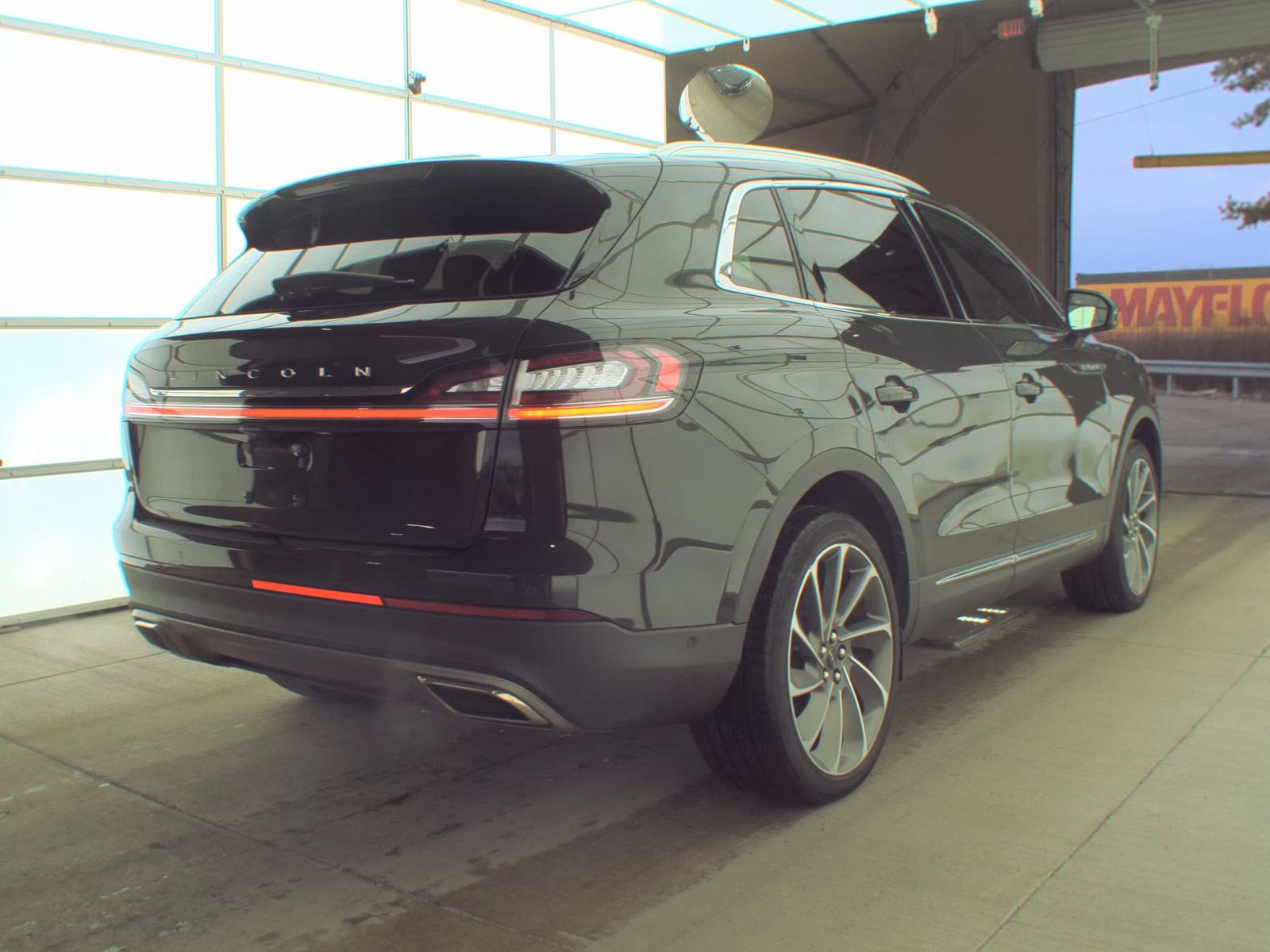 2023 Lincoln Nautilus Reserve AWD