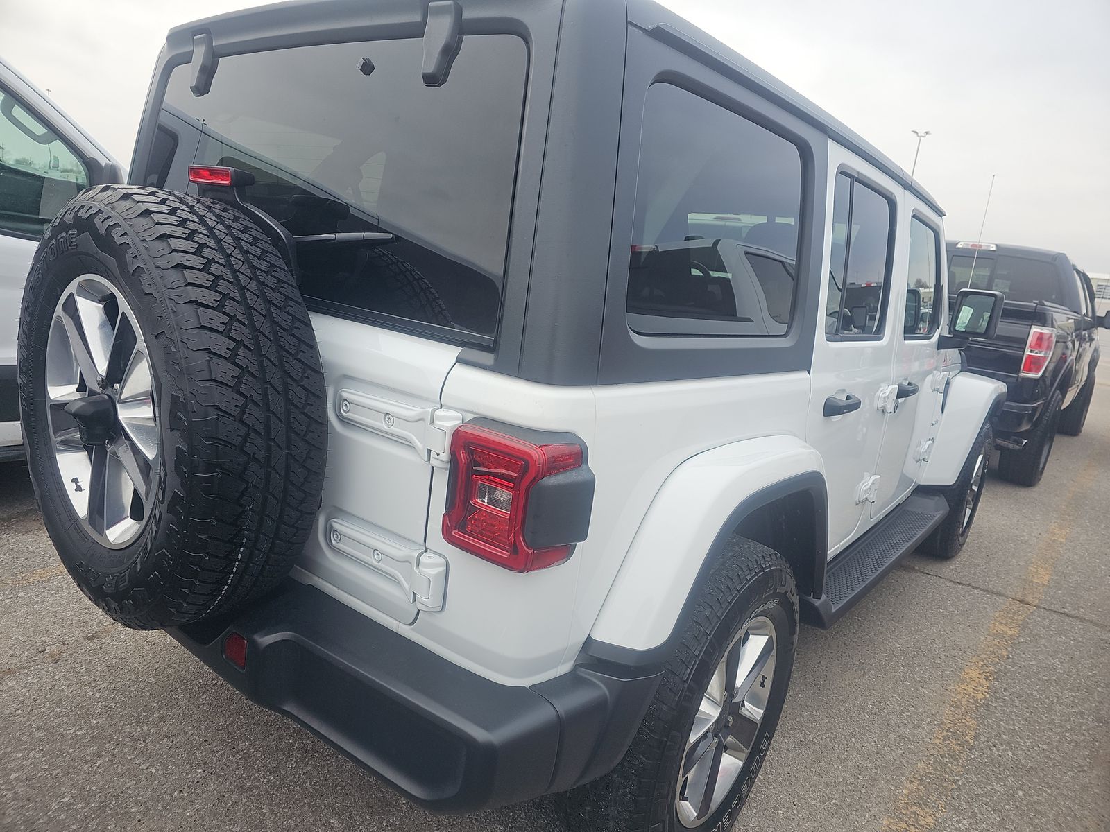 2021 Jeep Wrangler Unlimited Sahara AWD