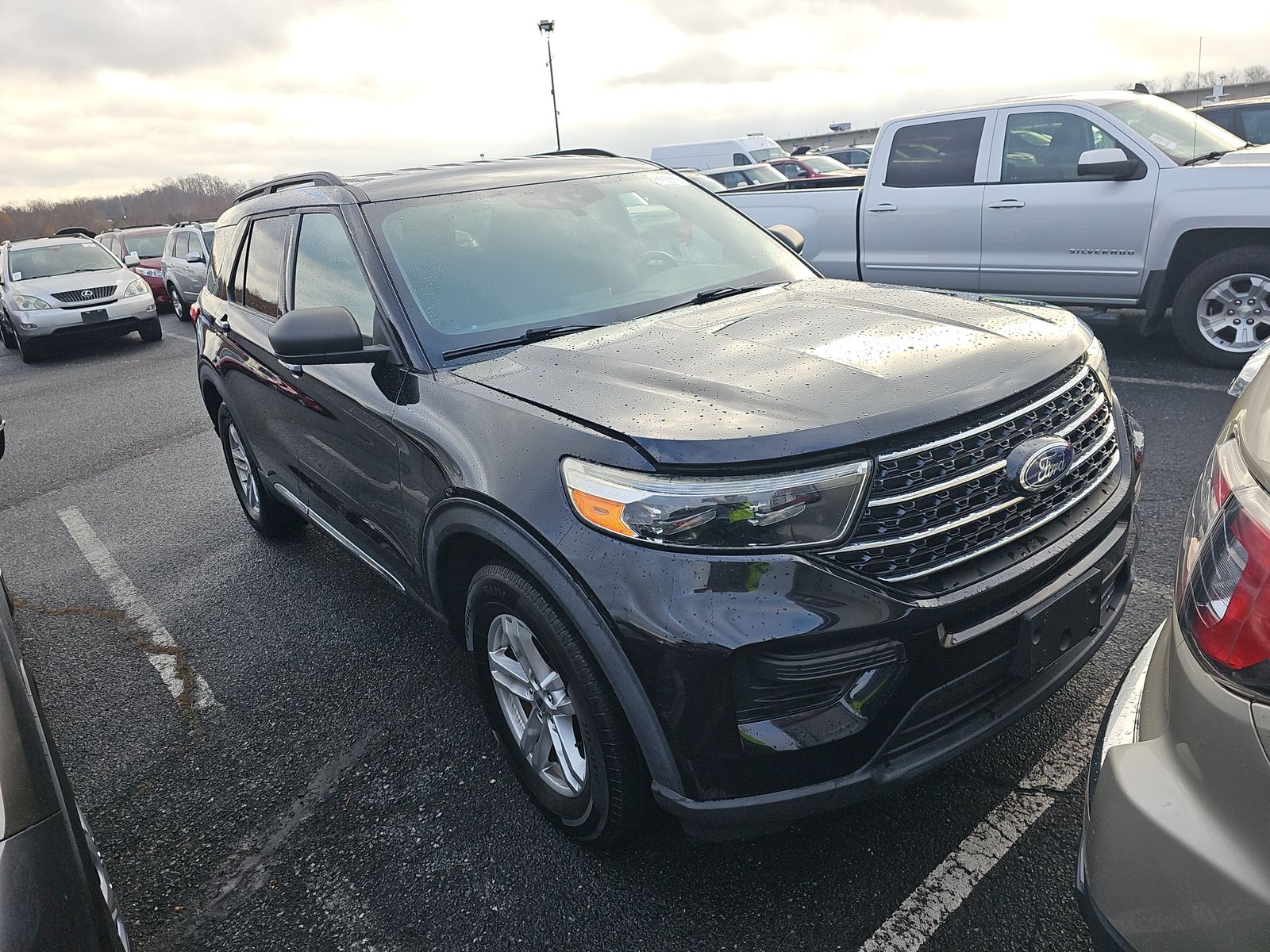 2020 Ford Explorer XLT AWD