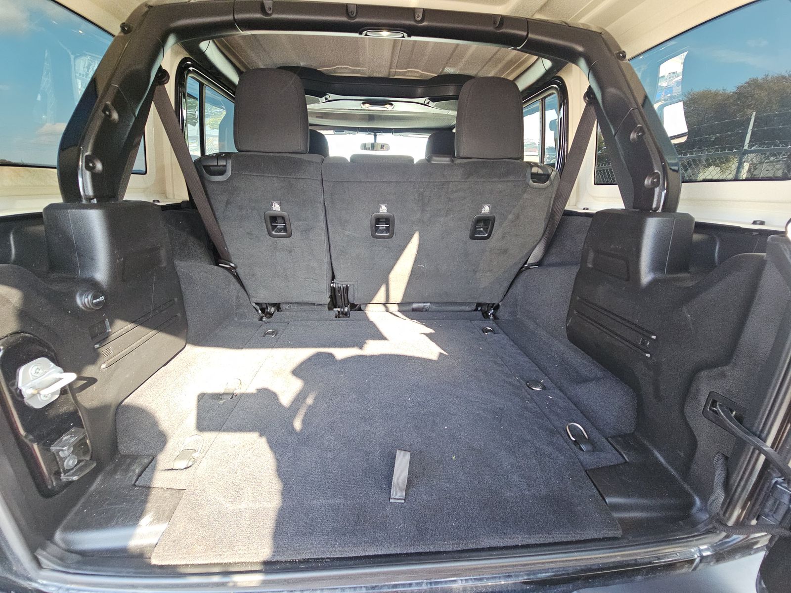 2019 Jeep Wrangler Unlimited Sahara AWD