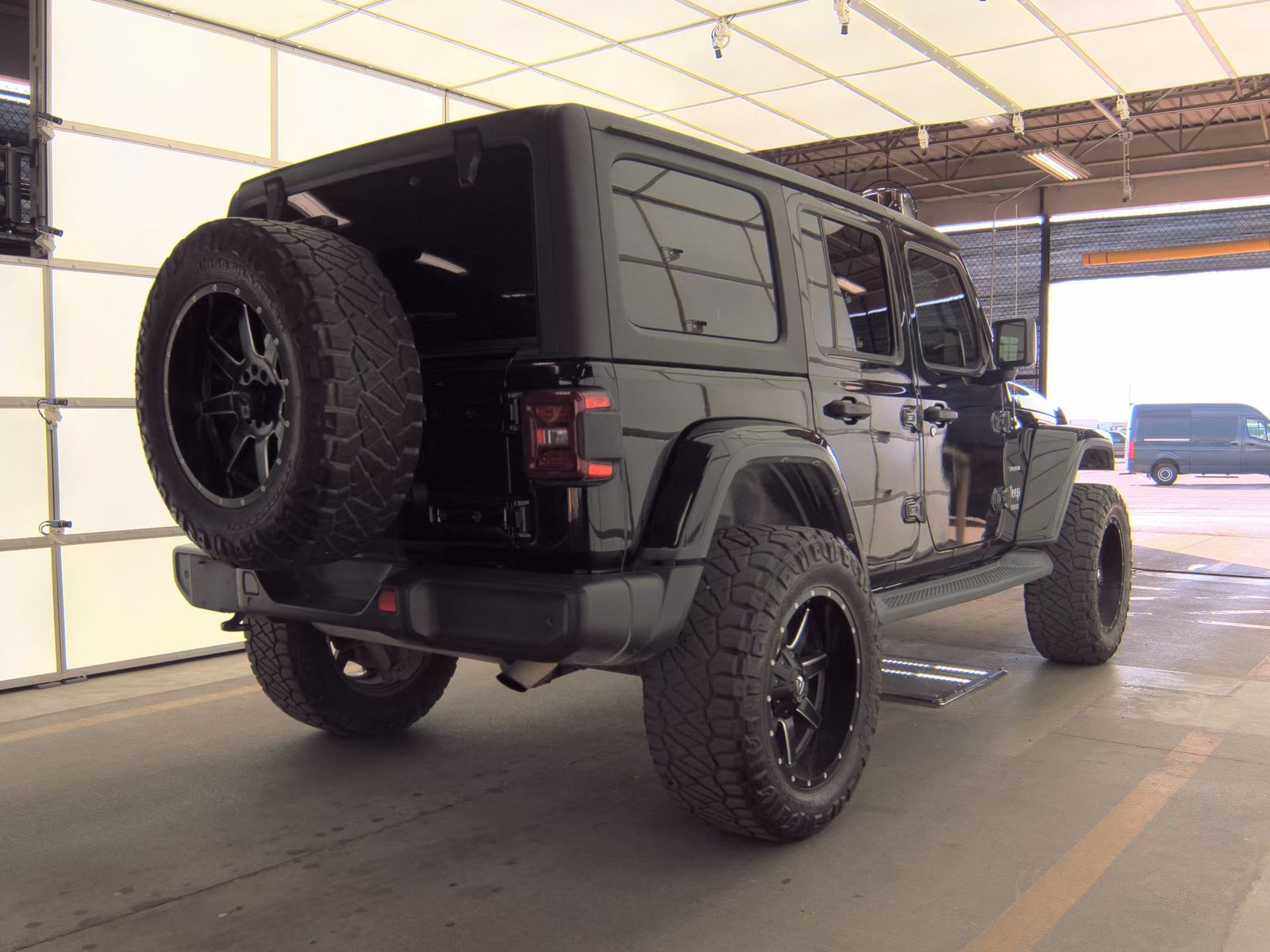 2019 Jeep Wrangler Unlimited Sahara AWD