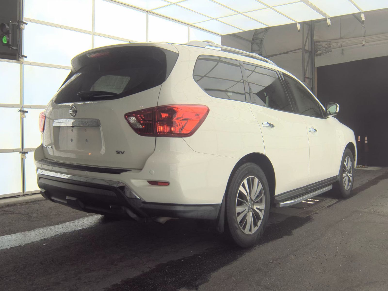 2020 Nissan Pathfinder SV FWD