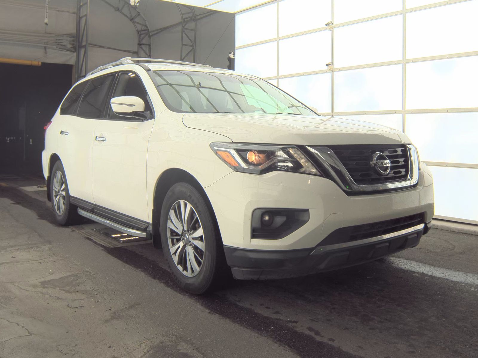 2020 Nissan Pathfinder SV FWD