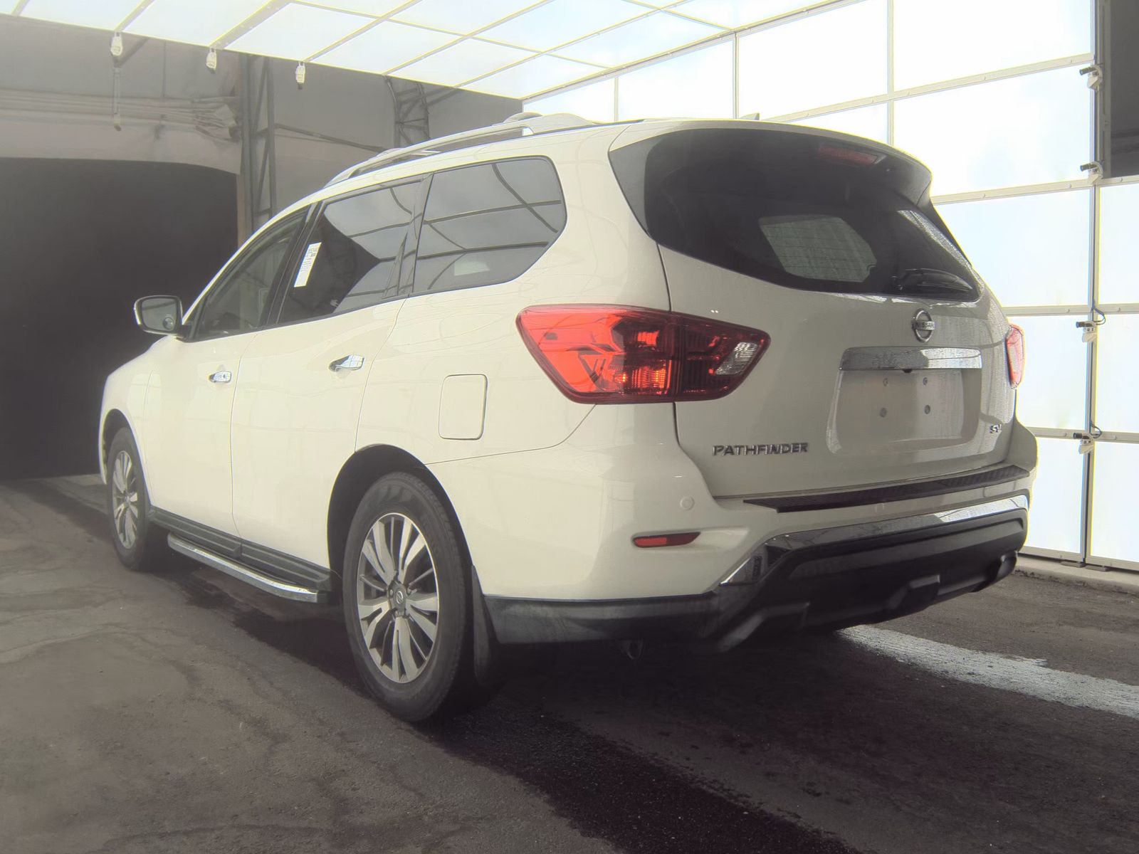 2020 Nissan Pathfinder SV FWD
