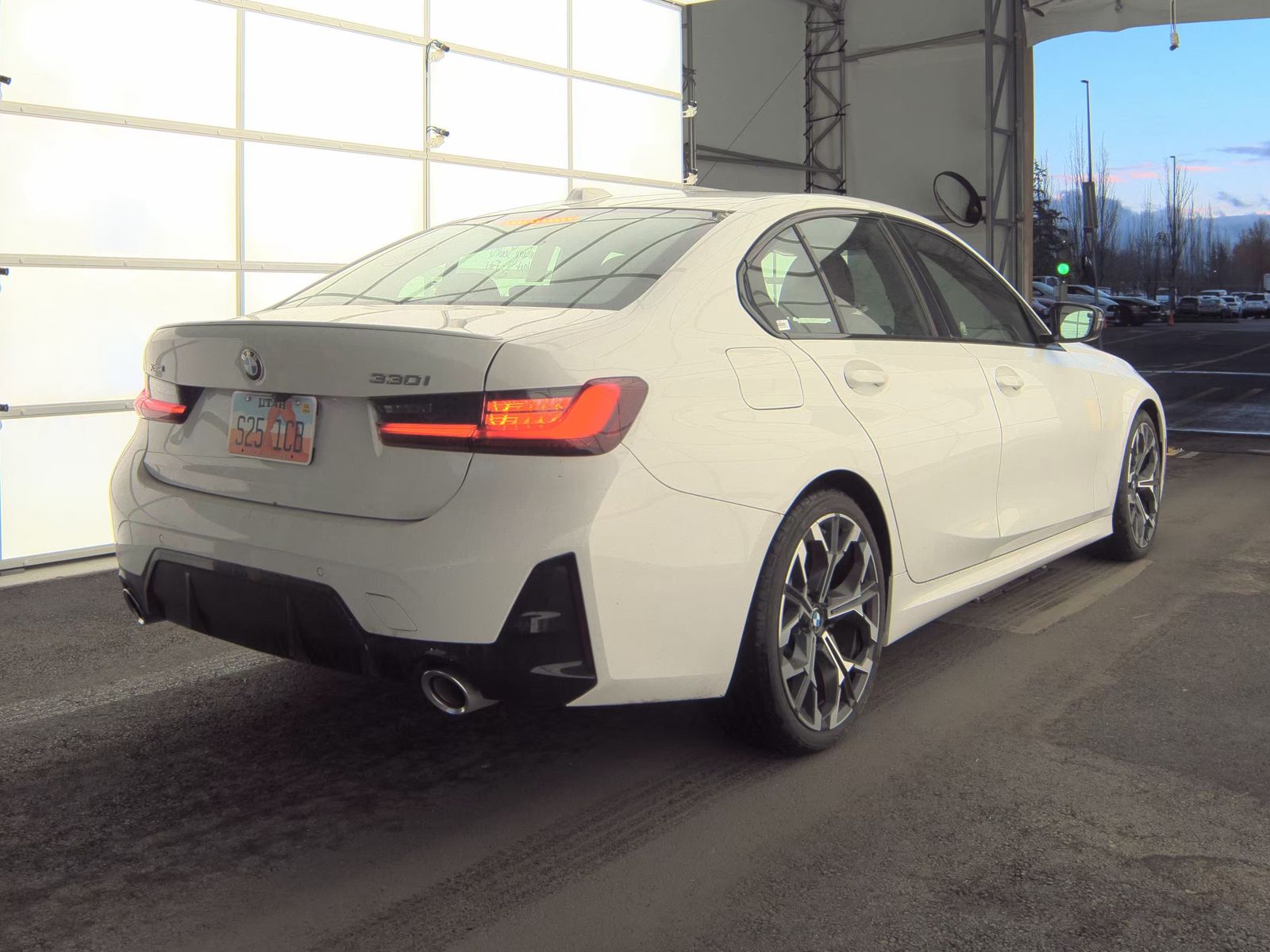 2025 BMW 3 Series 330i xDrive AWD