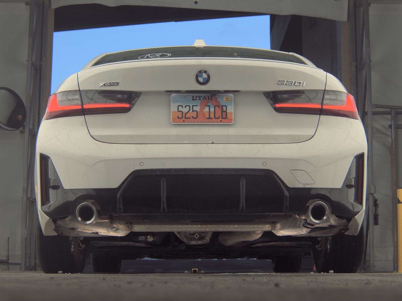 2025 BMW 3 Series 330i xDrive AWD