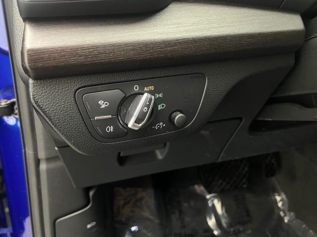 2022 Audi Q5 S line Premium Plus AWD