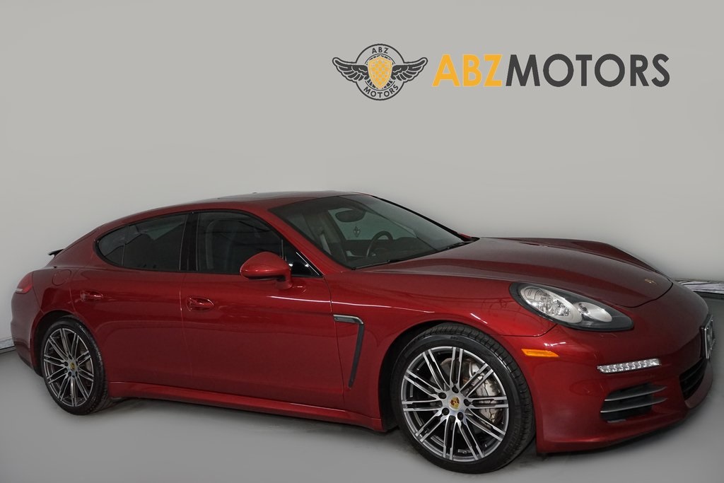 2016 Porsche Panamera 4S