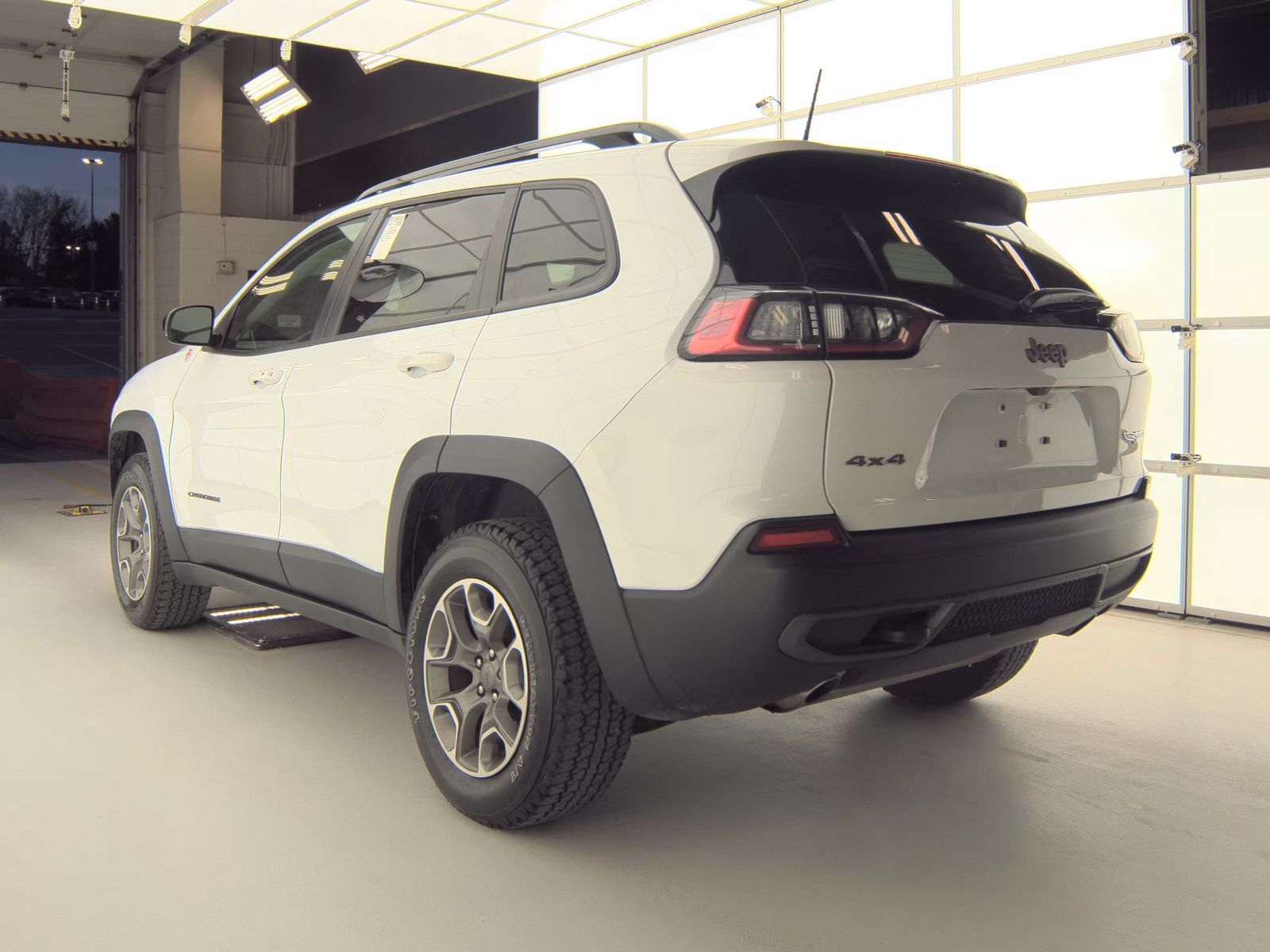2022 Jeep Cherokee Trailhawk AWD