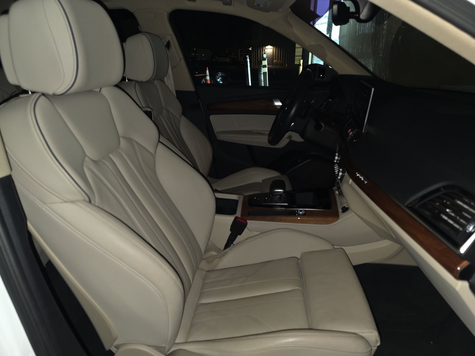 2022 Audi Q5 e Plug-In Hybrid S line Premium Plus AWD