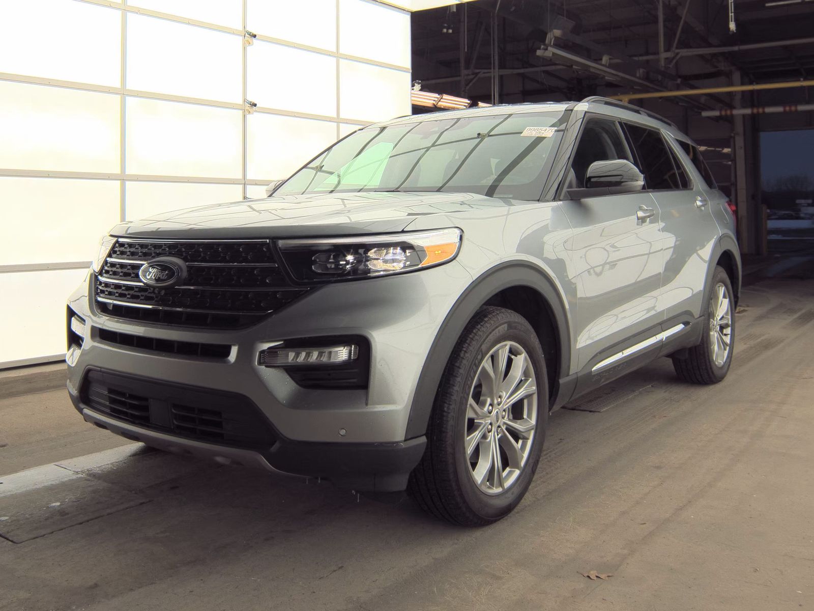 2023 Ford Explorer XLT AWD