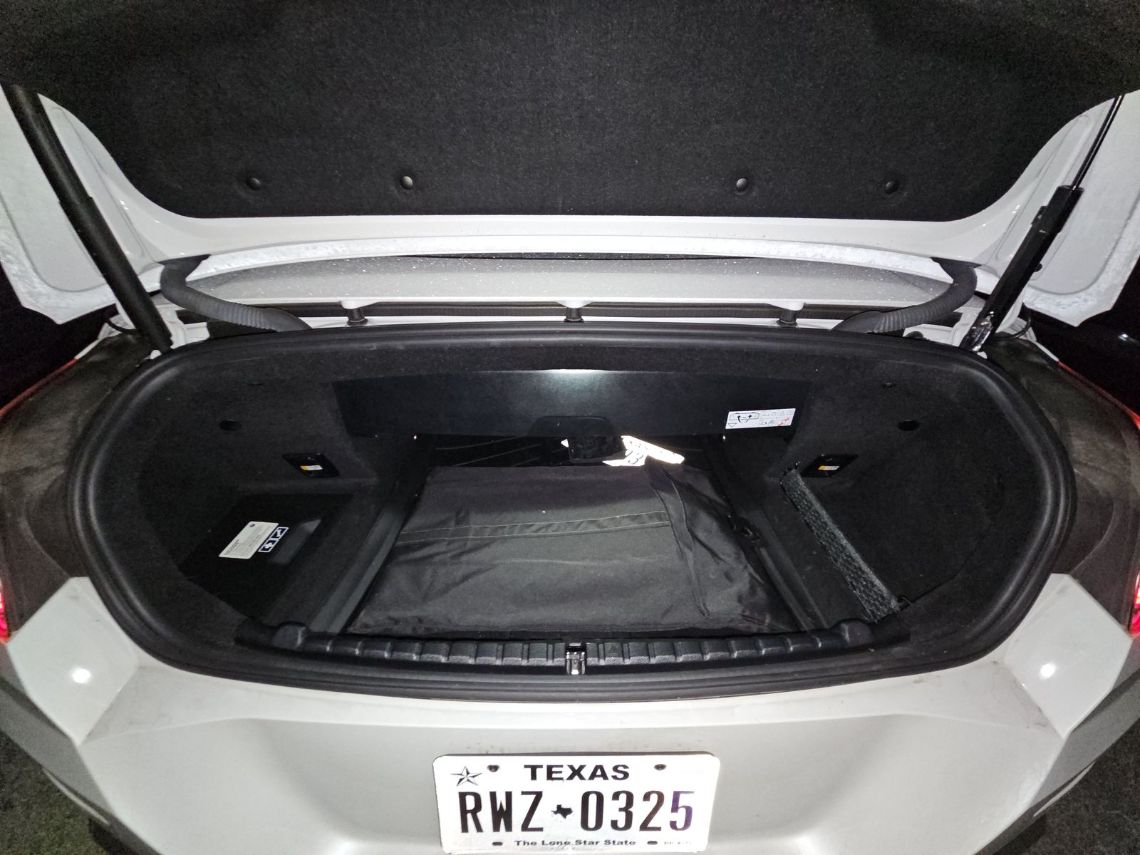 2022 BMW 8 Series 840i RWD