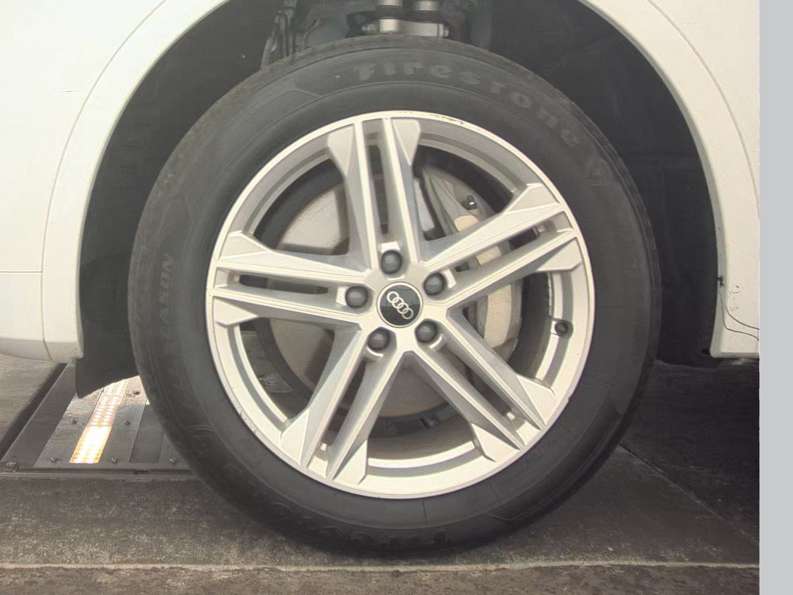 2022 Audi Q5 e Plug-In Hybrid S line Premium Plus AWD