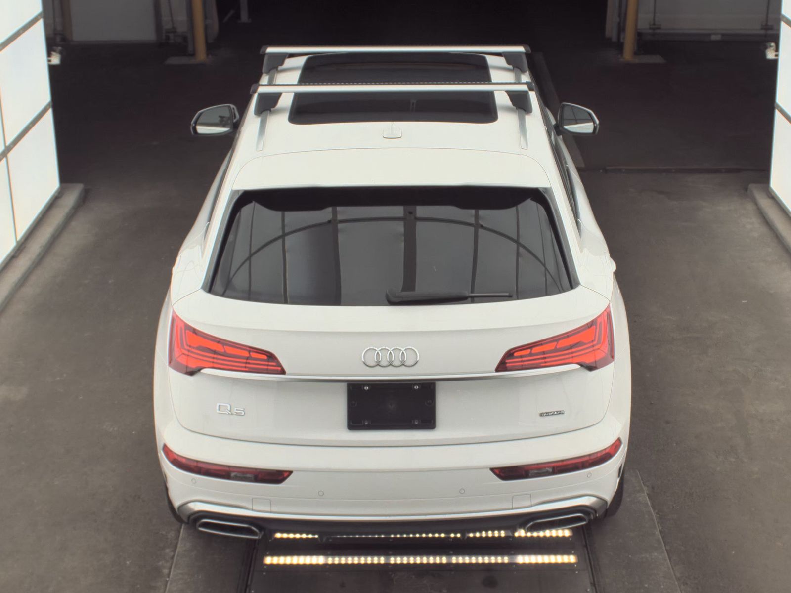 2022 Audi Q5 e Plug-In Hybrid S line Premium Plus AWD