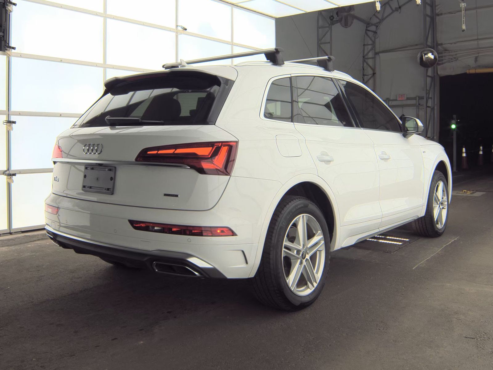 2022 Audi Q5 e Plug-In Hybrid S line Premium Plus AWD