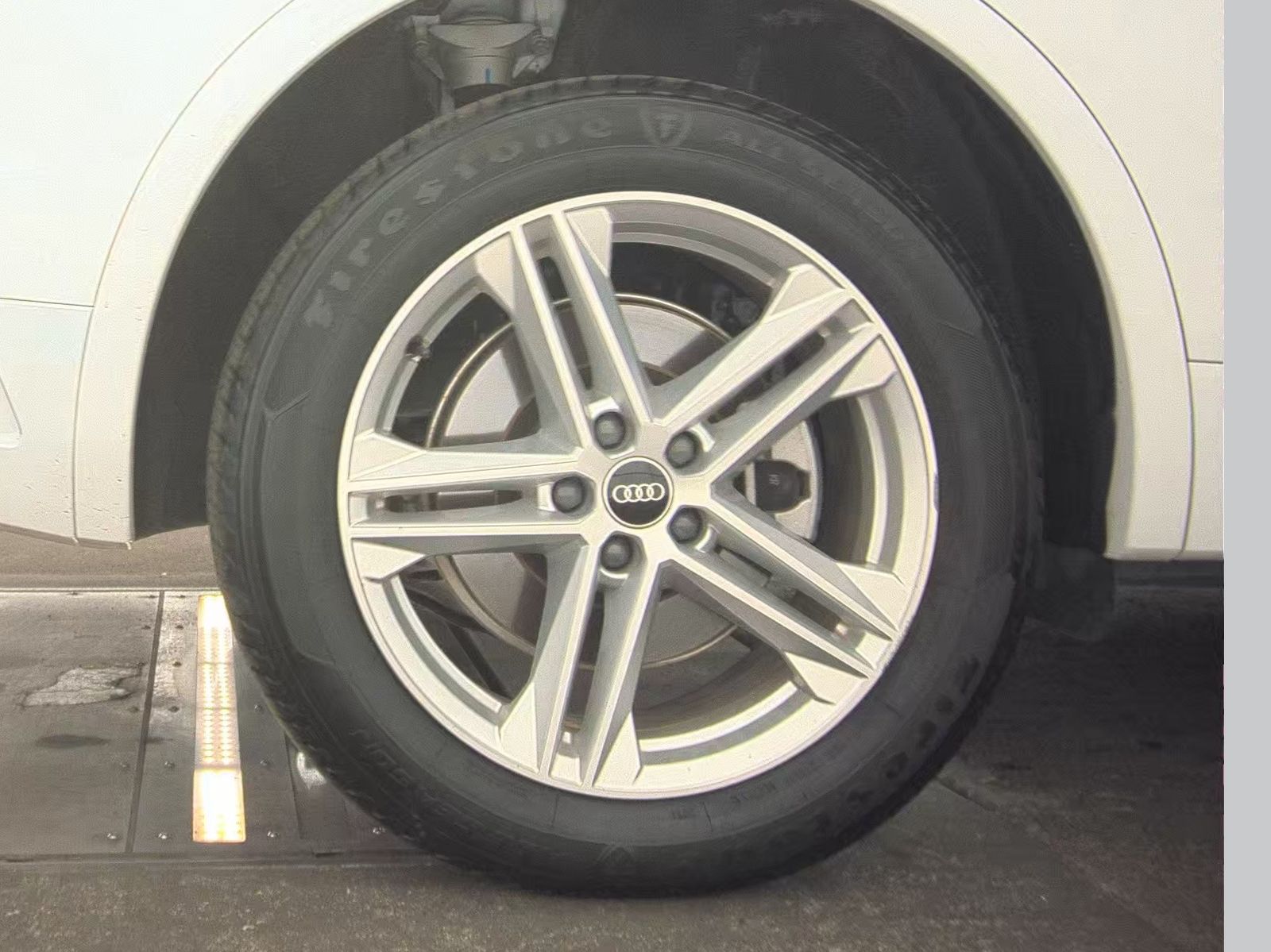 2022 Audi Q5 e Plug-In Hybrid S line Premium Plus AWD