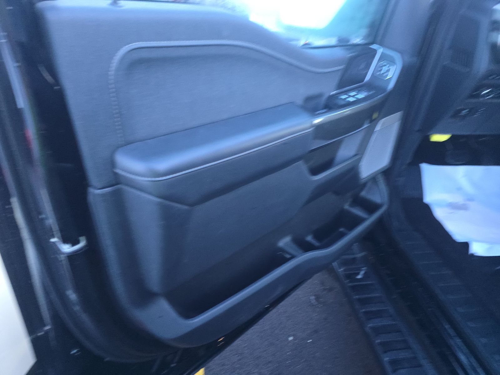 2023 Ford F-150 Lariat AWD