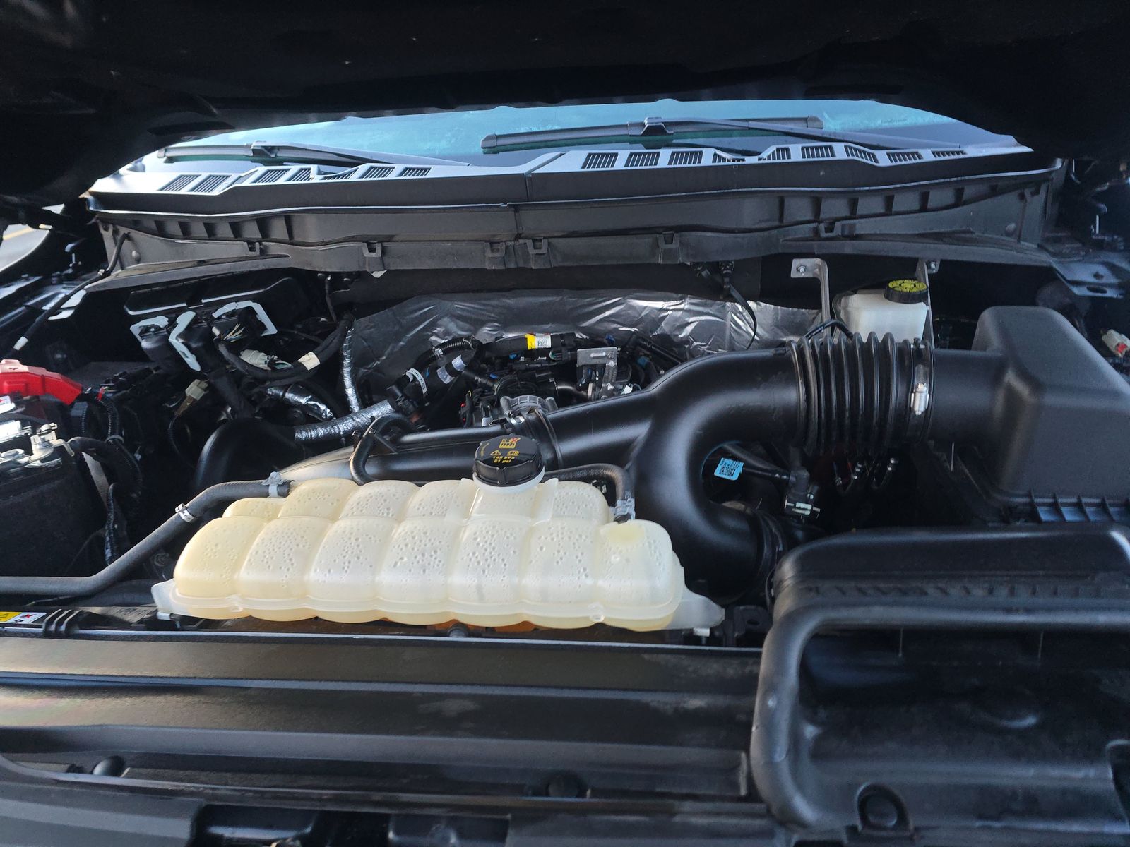 2023 Ford F-150 Lariat AWD