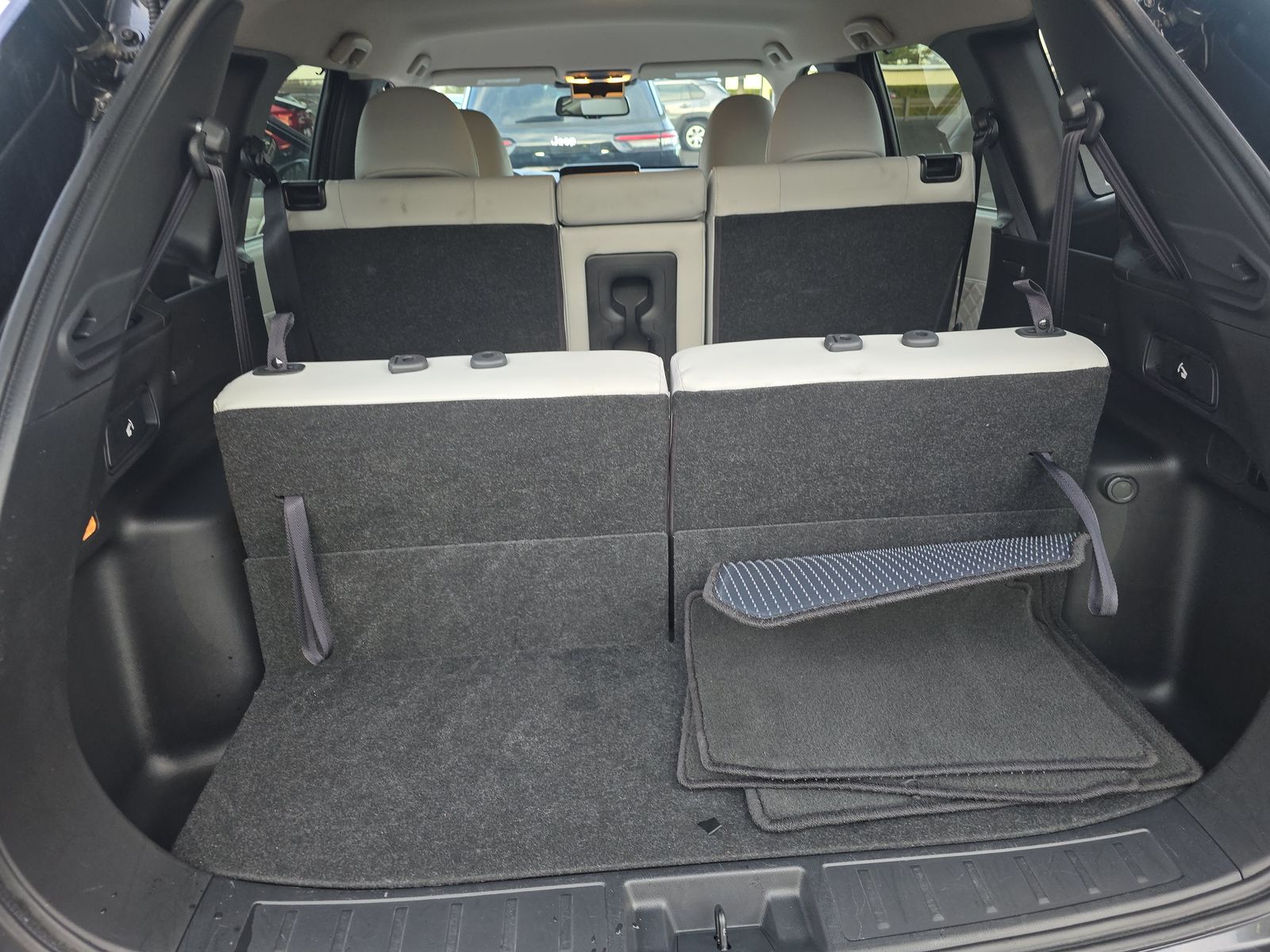 2024 Mitsubishi Outlander SEL FWD