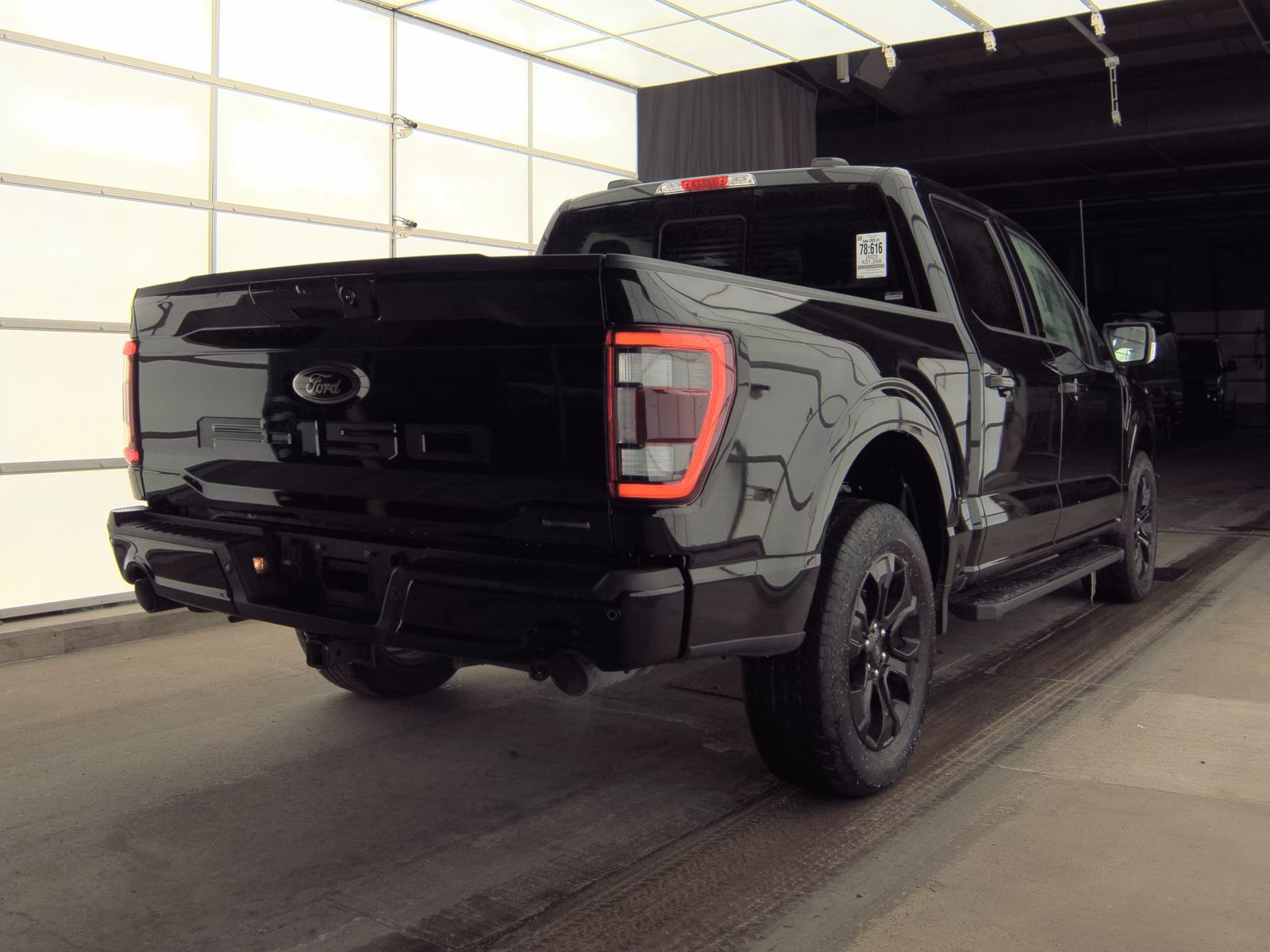 2023 Ford F-150 Lariat AWD