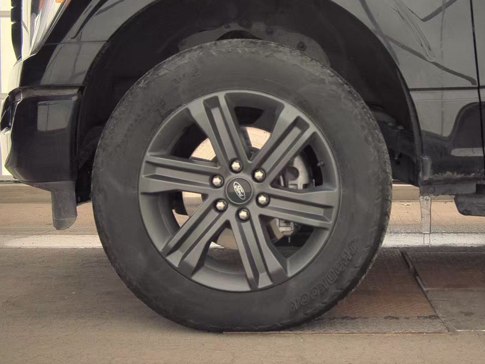 2023 Ford F-150 XLT AWD