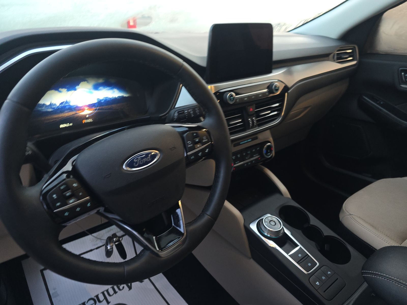 2022 Ford Escape Titanium AWD