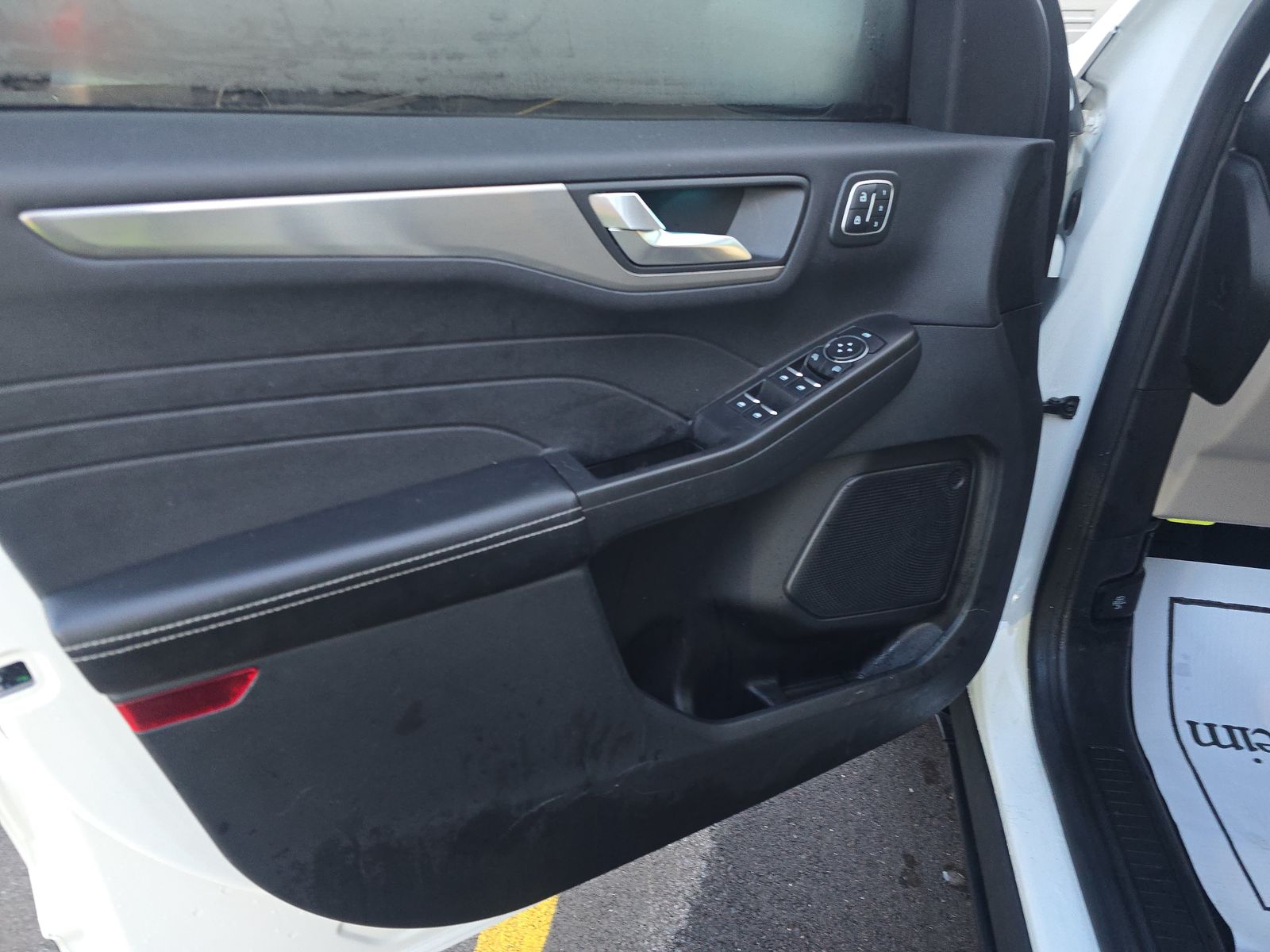 2022 Ford Escape Titanium AWD