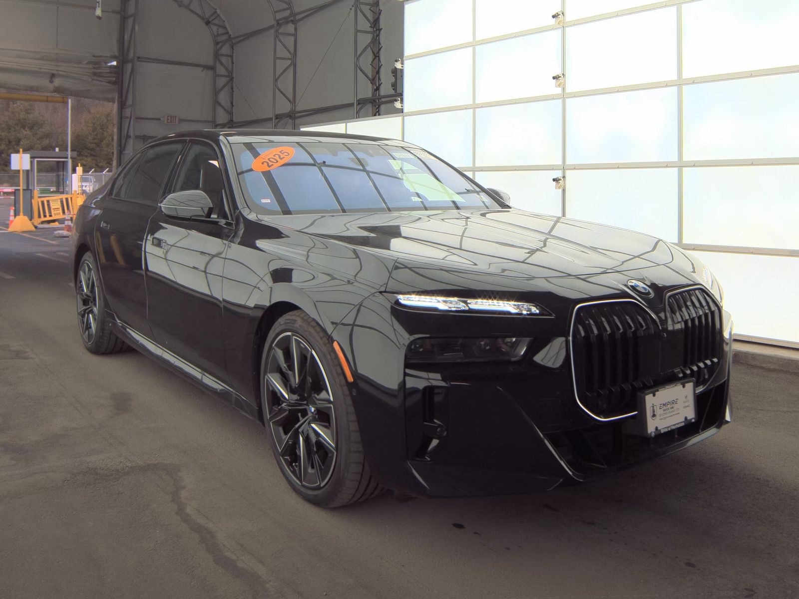 2025 BMW 7 Series 760i xDrive AWD