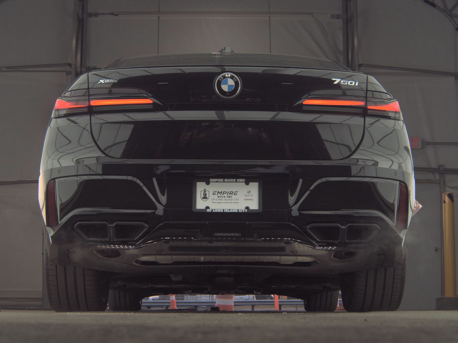 2025 BMW 7 Series 760i xDrive AWD