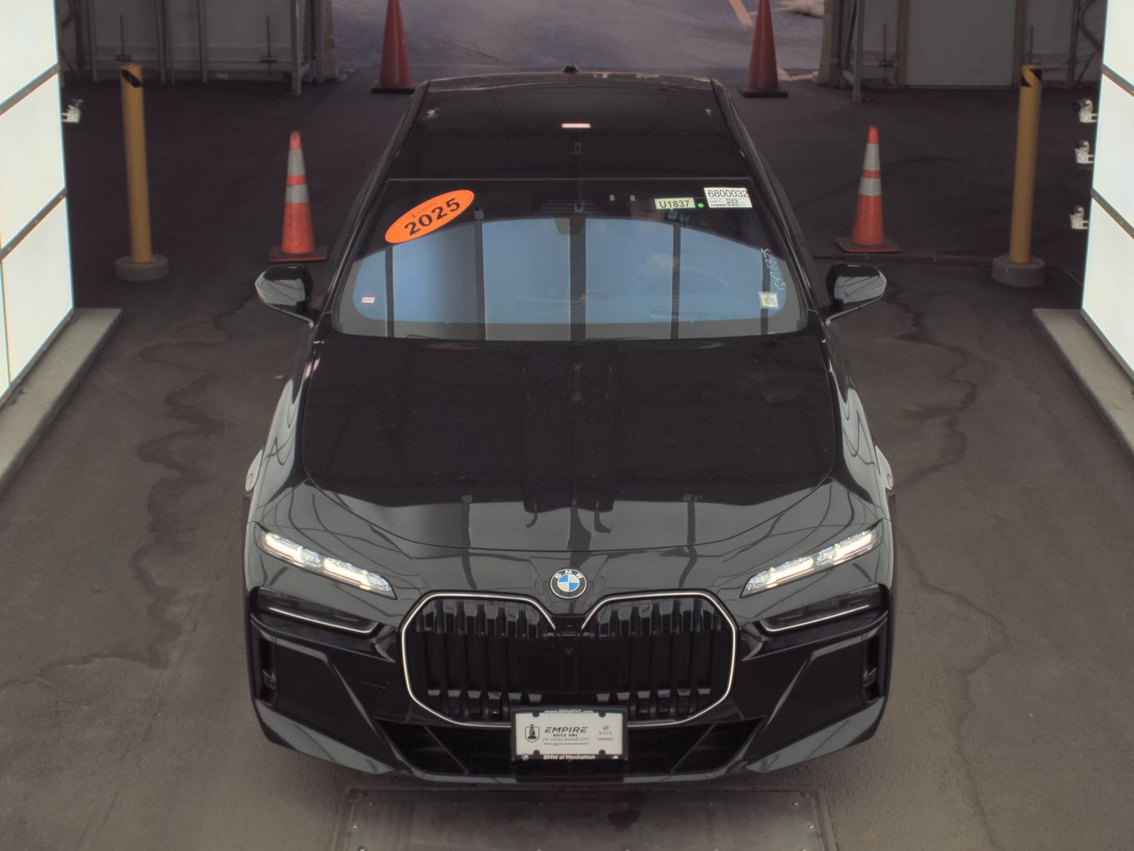 2025 BMW 7 Series 760i xDrive AWD