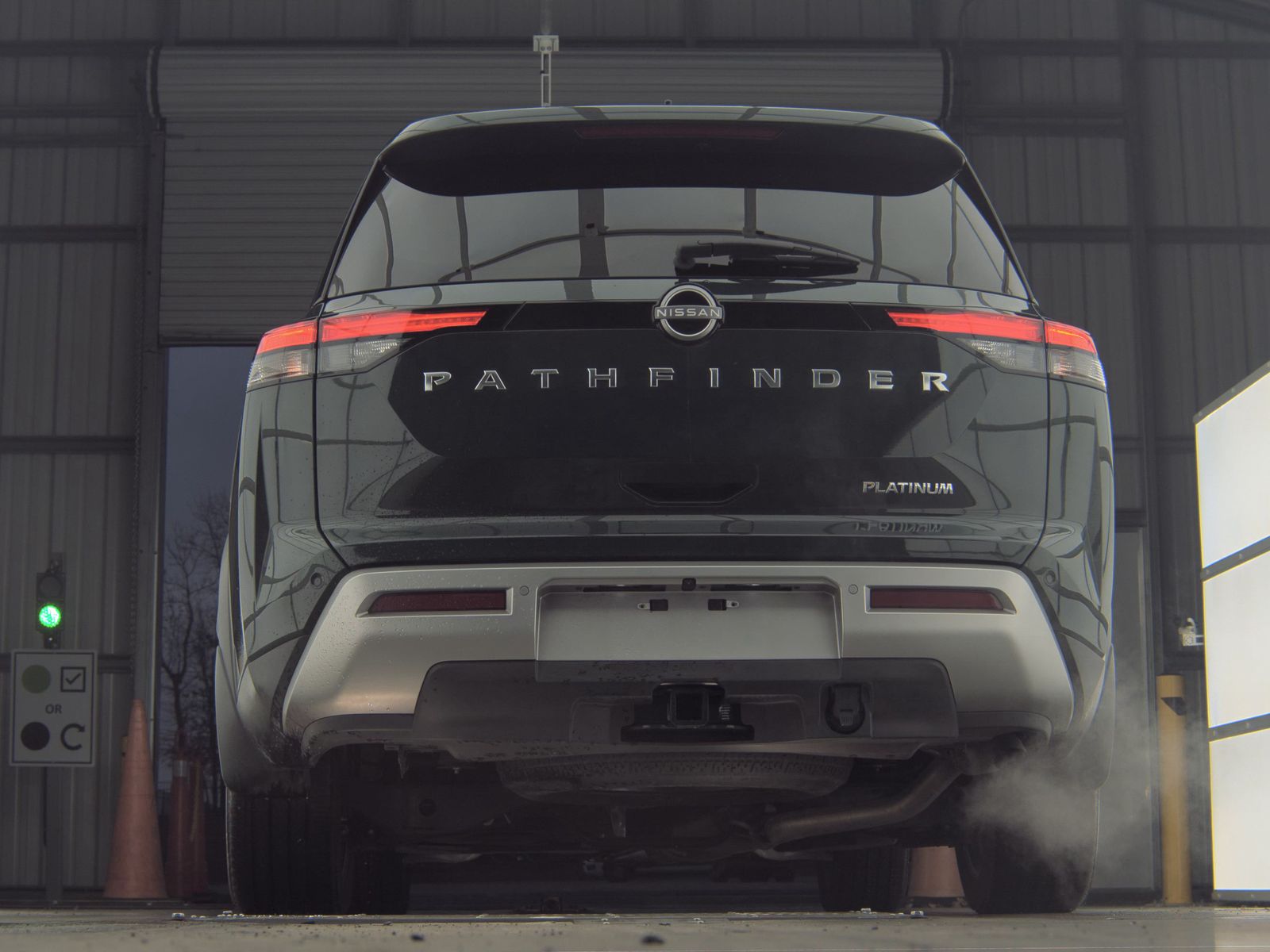 2024 Nissan Pathfinder Platinum FWD