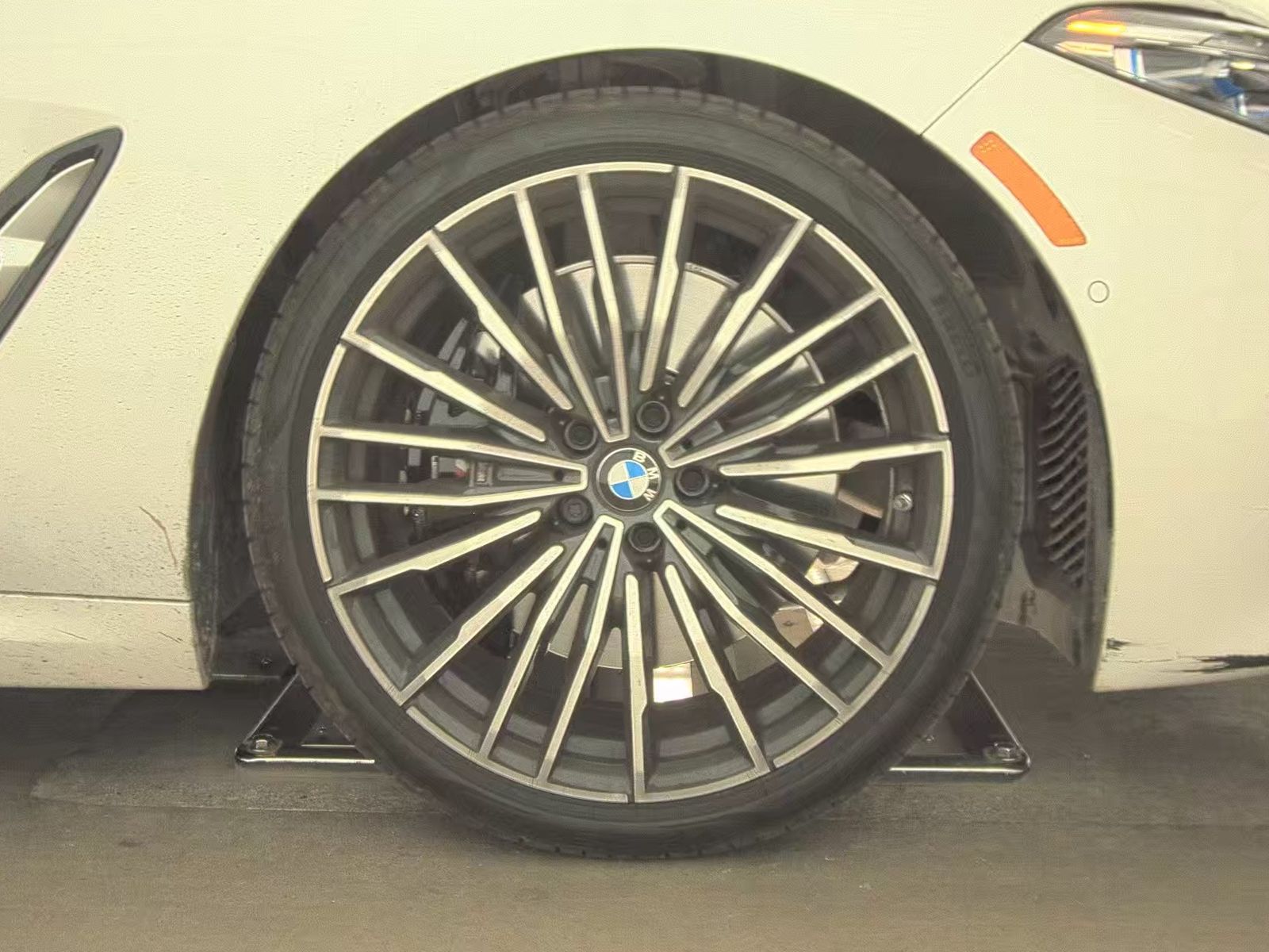 2022 BMW 8 Series 840i RWD