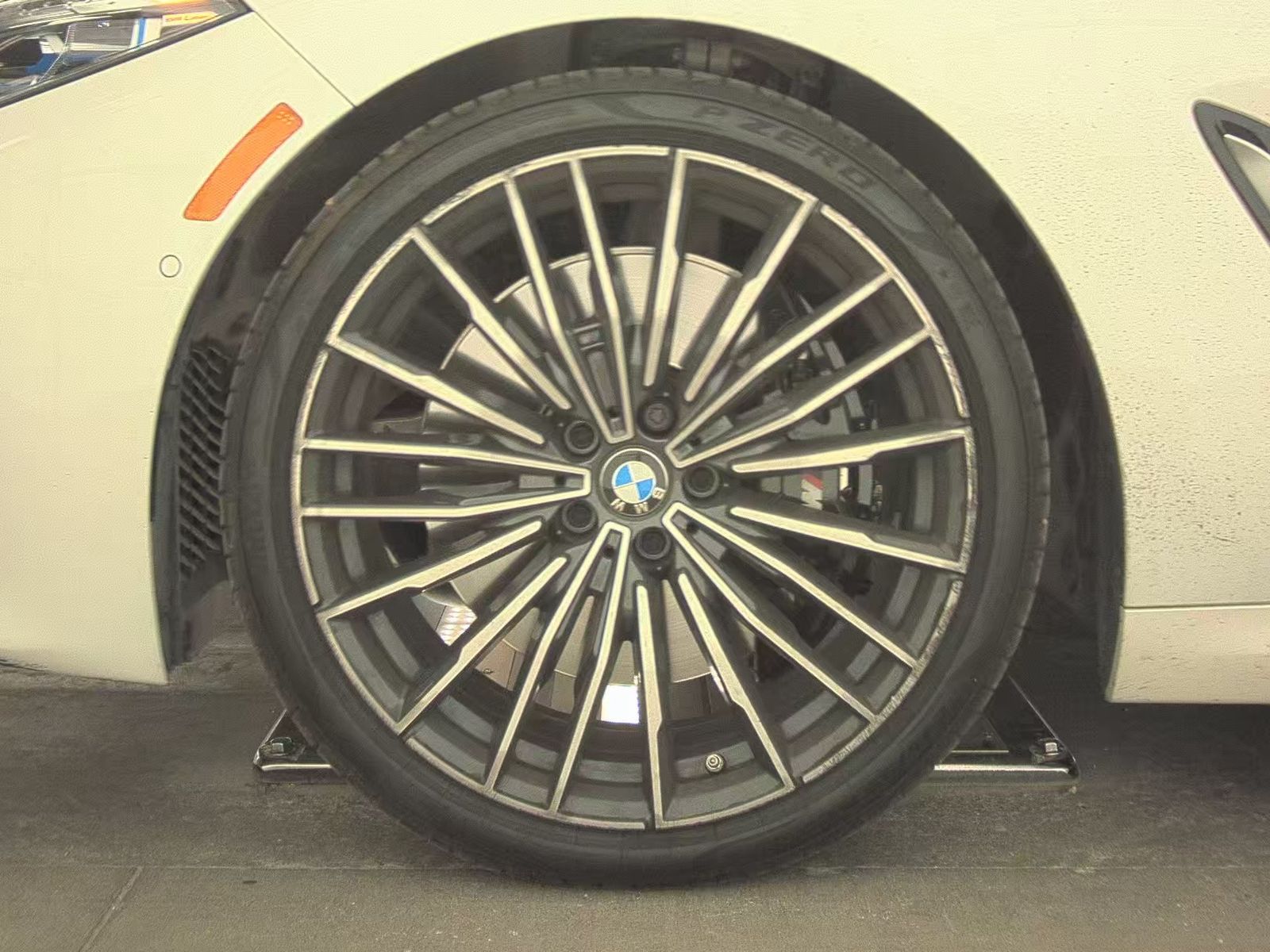 2022 BMW 8 Series 840i RWD