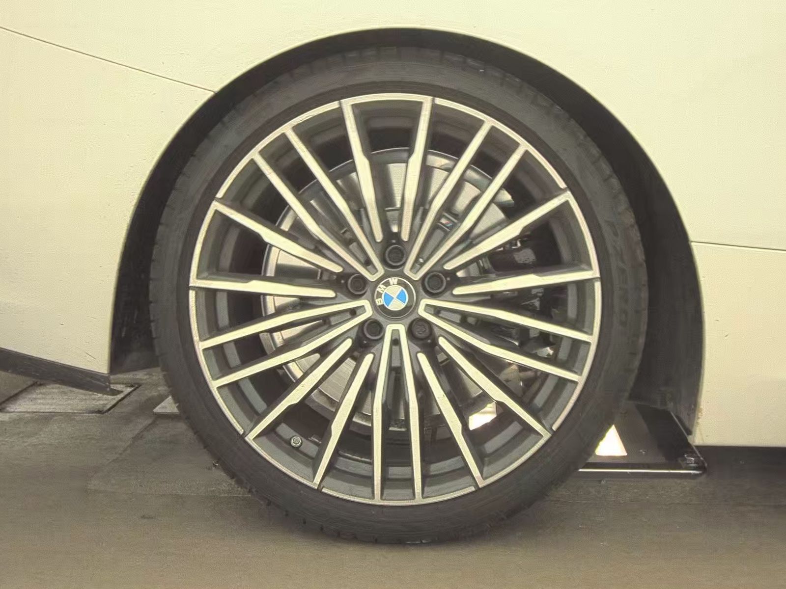 2022 BMW 8 Series 840i RWD