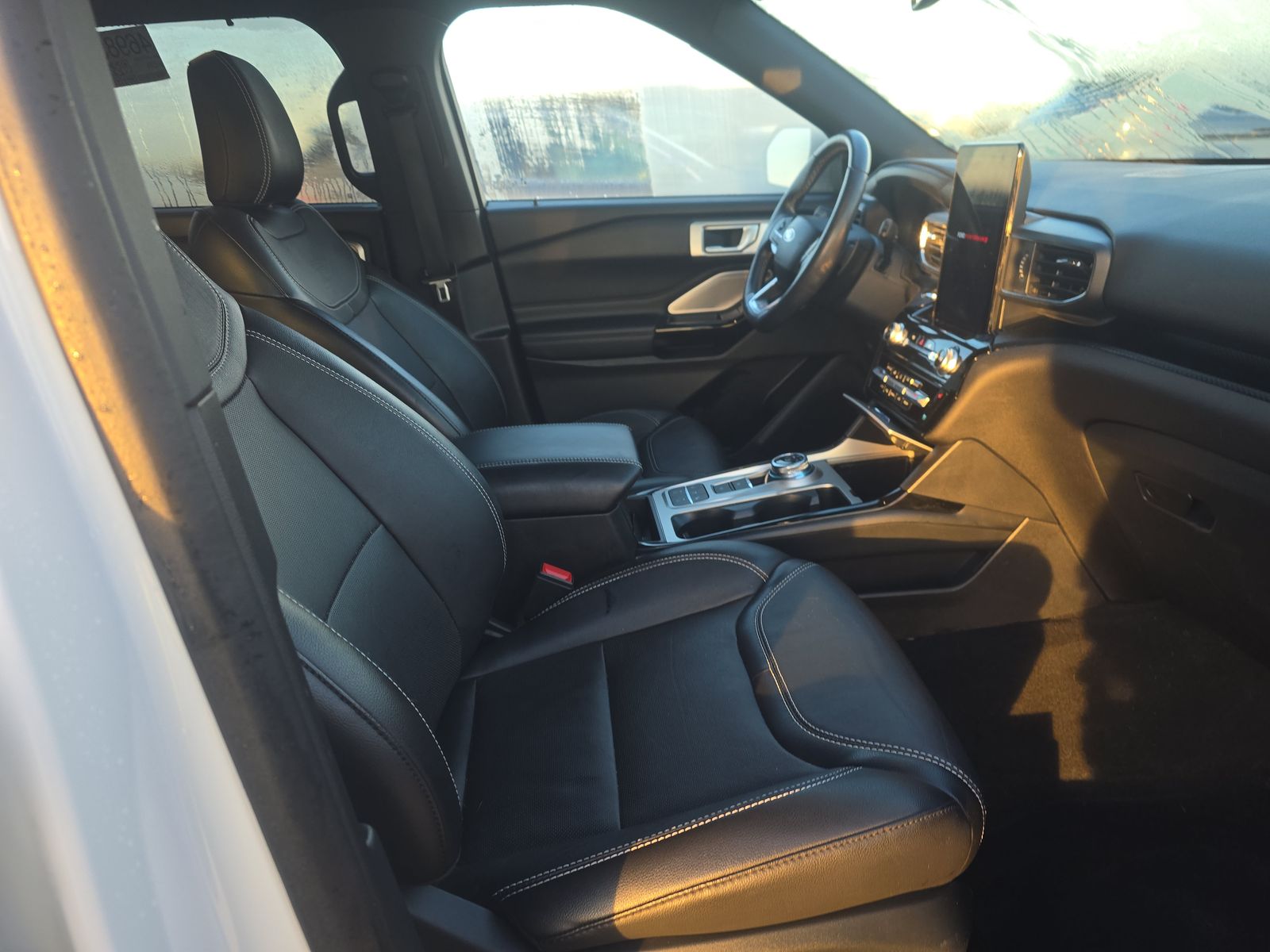 2022 Ford Explorer ST RWD