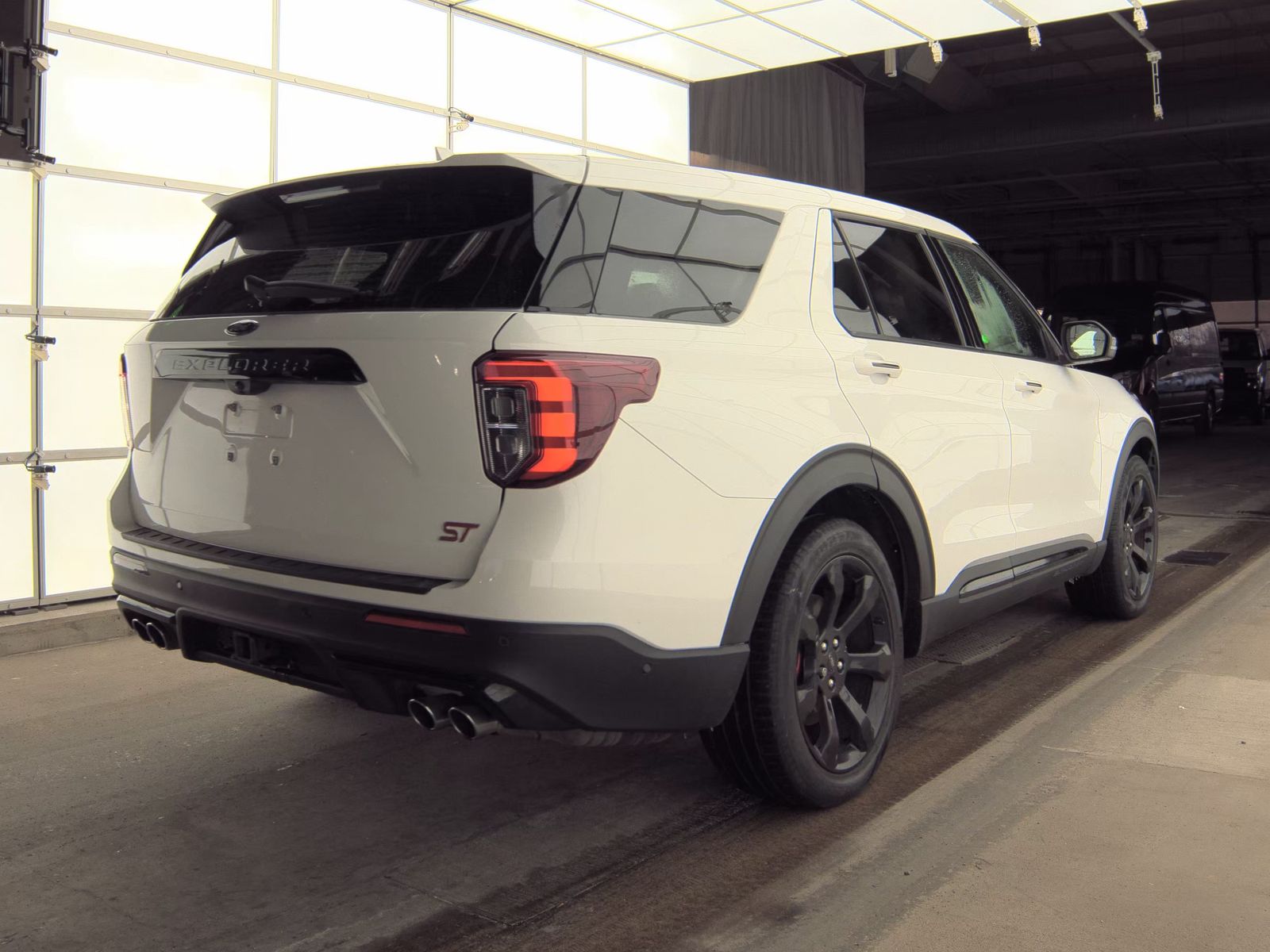 2022 Ford Explorer ST RWD