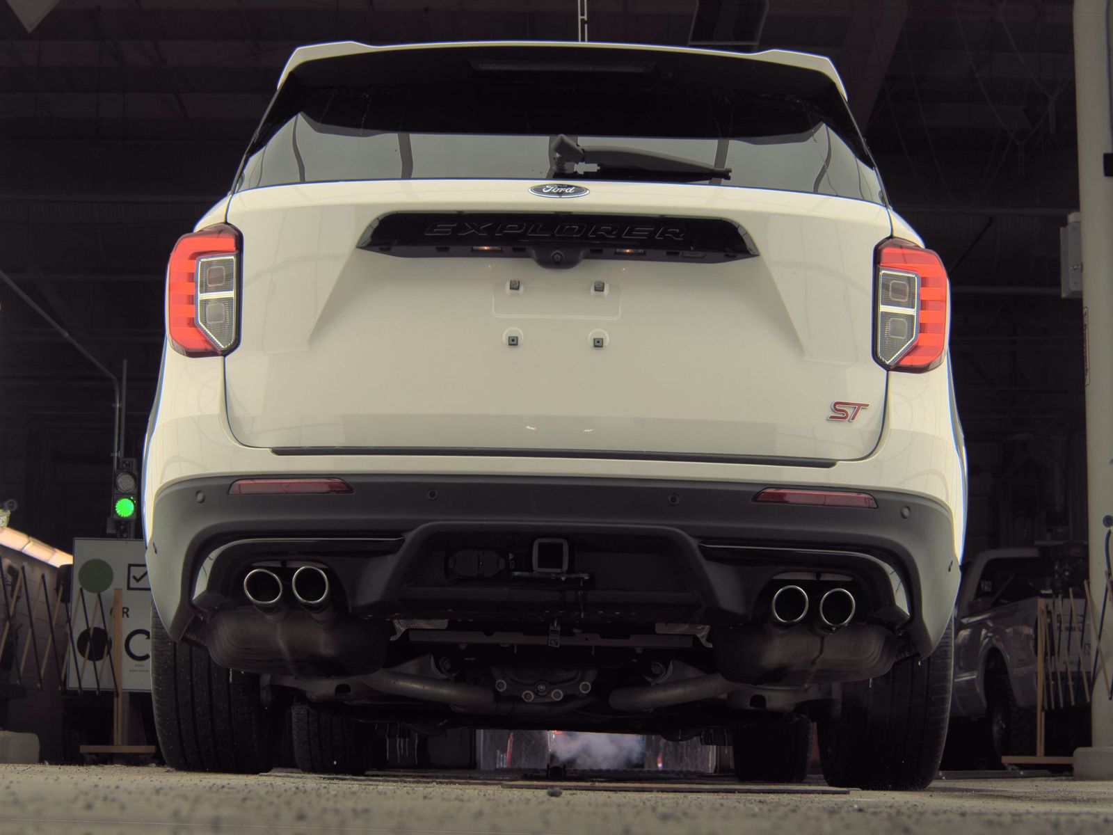 2022 Ford Explorer ST RWD