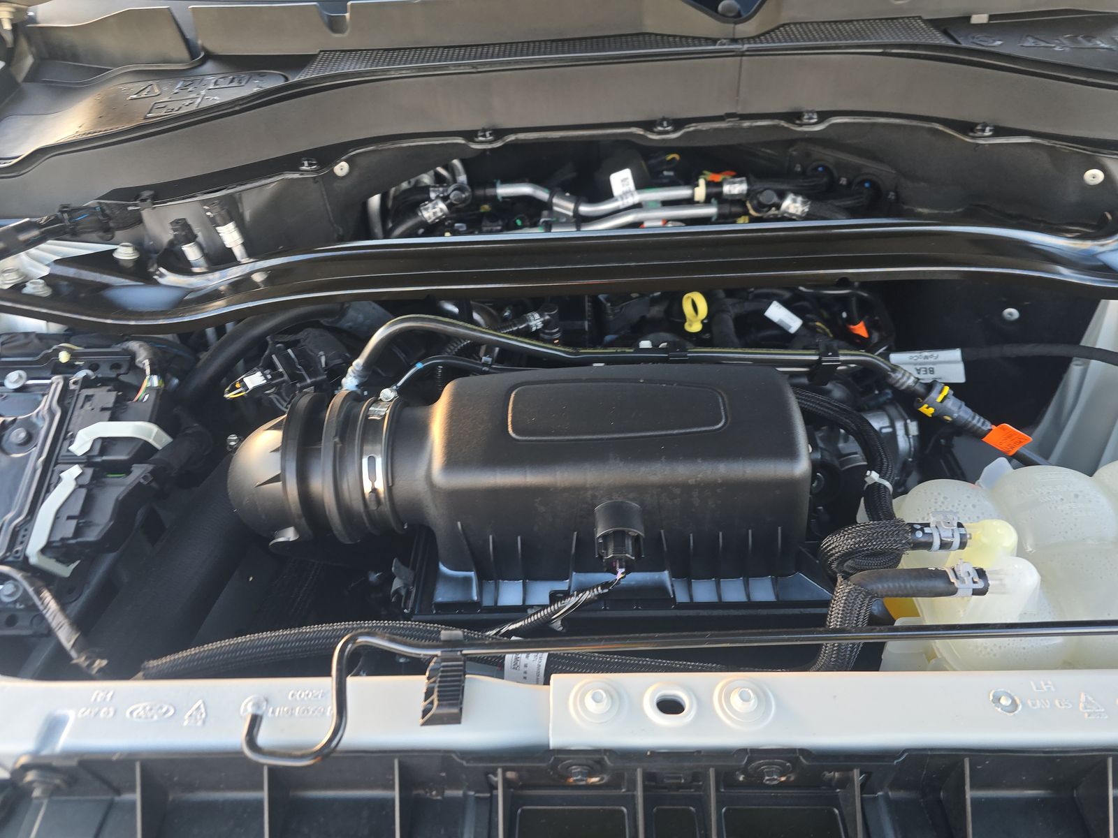 2023 Ford Explorer ST-Line AWD