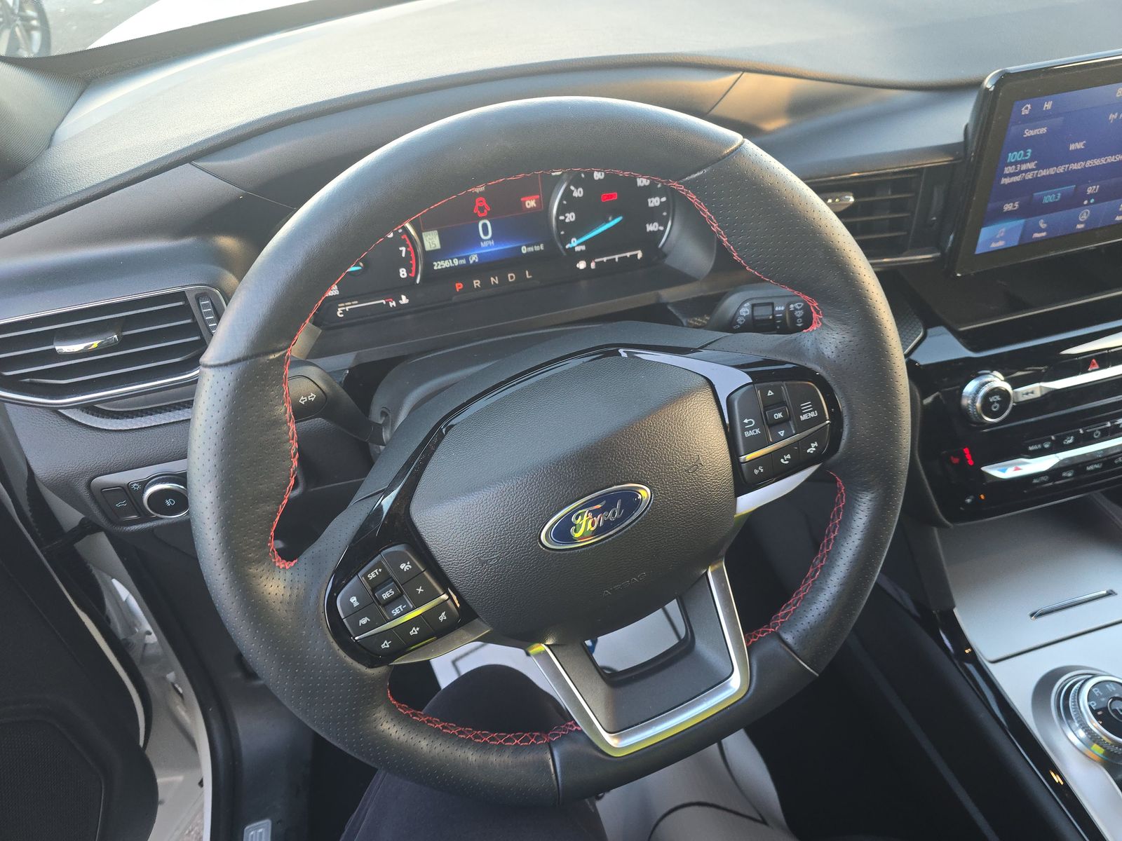 2023 Ford Explorer ST-Line AWD