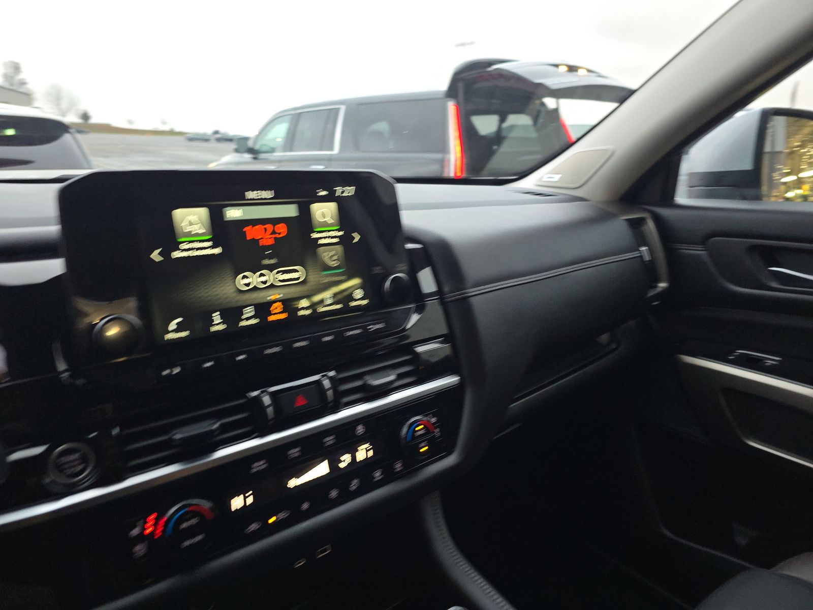 2024 Nissan Pathfinder Platinum FWD