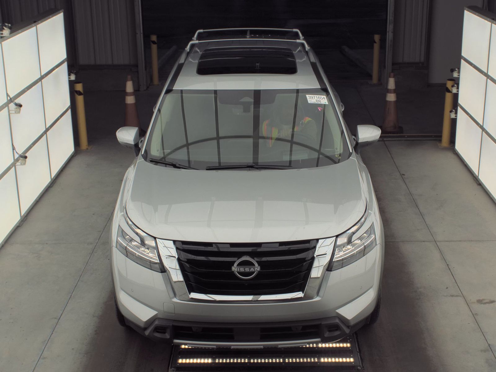 2024 Nissan Pathfinder Platinum FWD