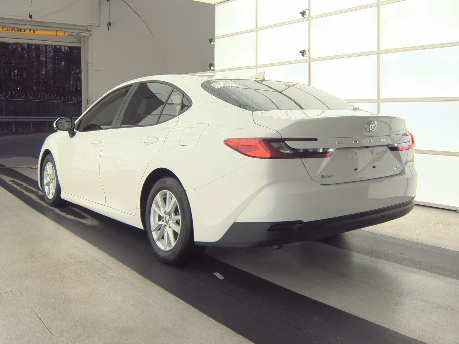 2025 Toyota Camry LE FWD