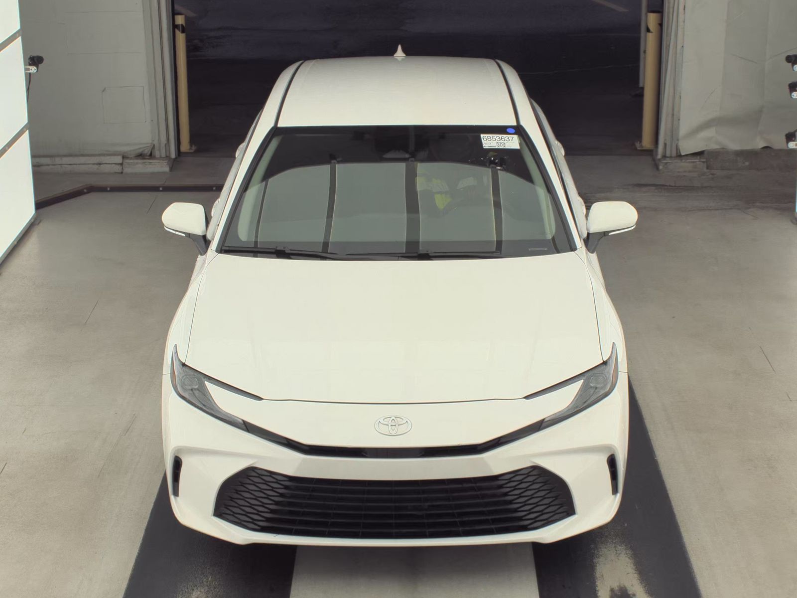 2025 Toyota Camry LE FWD